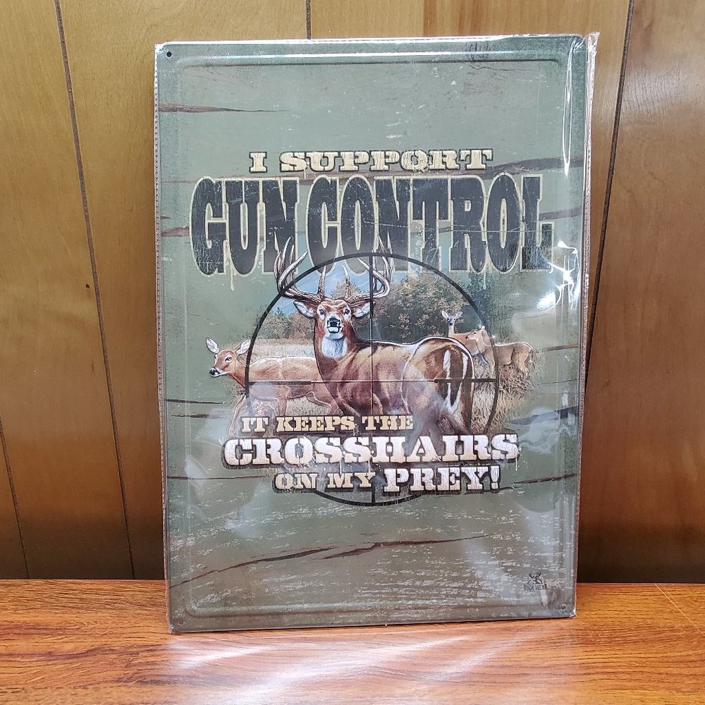 Crosshairs tin metal hanging sign